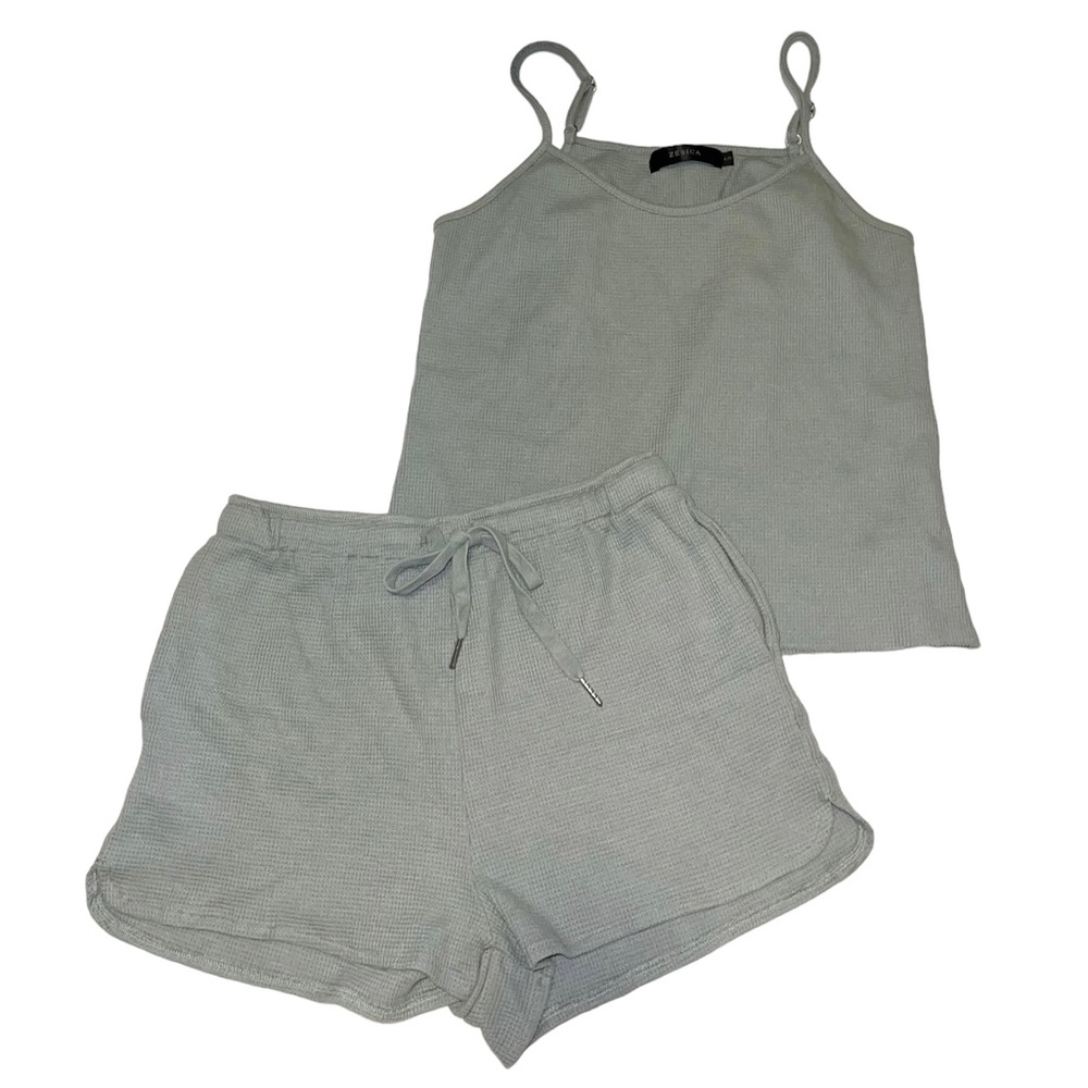 Two Piece Set, ZESICA tank & shorts size S in light army green